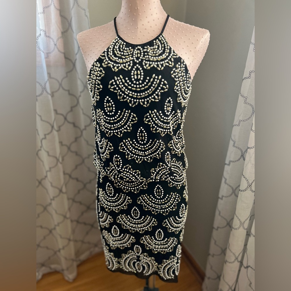BEAUTIFUL PEARLED DRESS. SEE PHOTOS